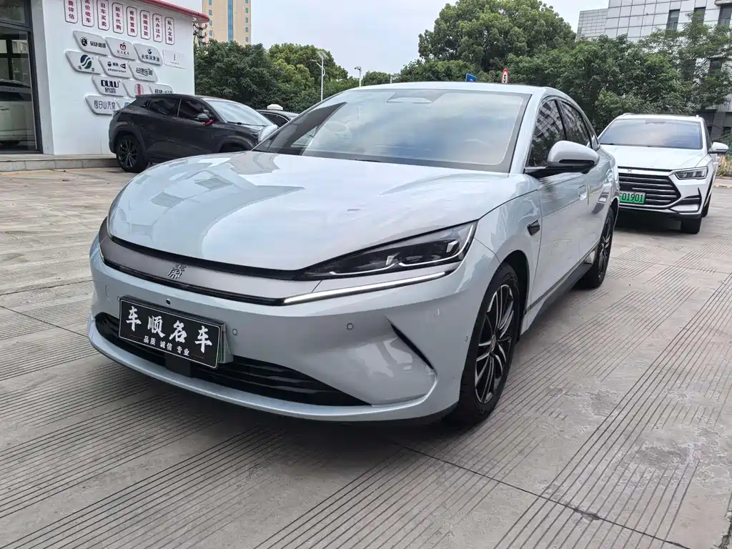 Byd Qin L 2025