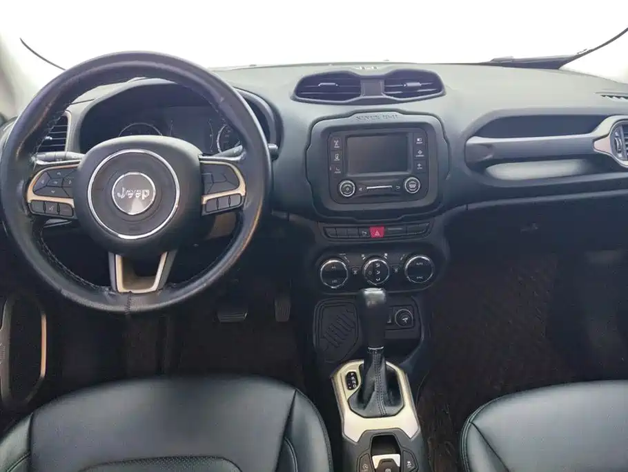 Jeep Renegade — миниатюра 12