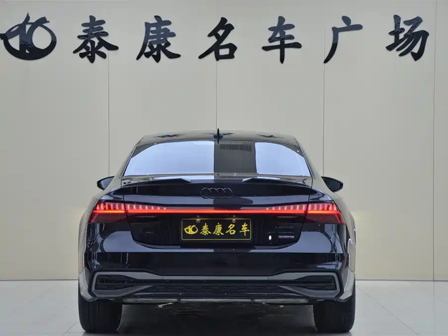 Audi A7L 2024 45 TFSI quattro