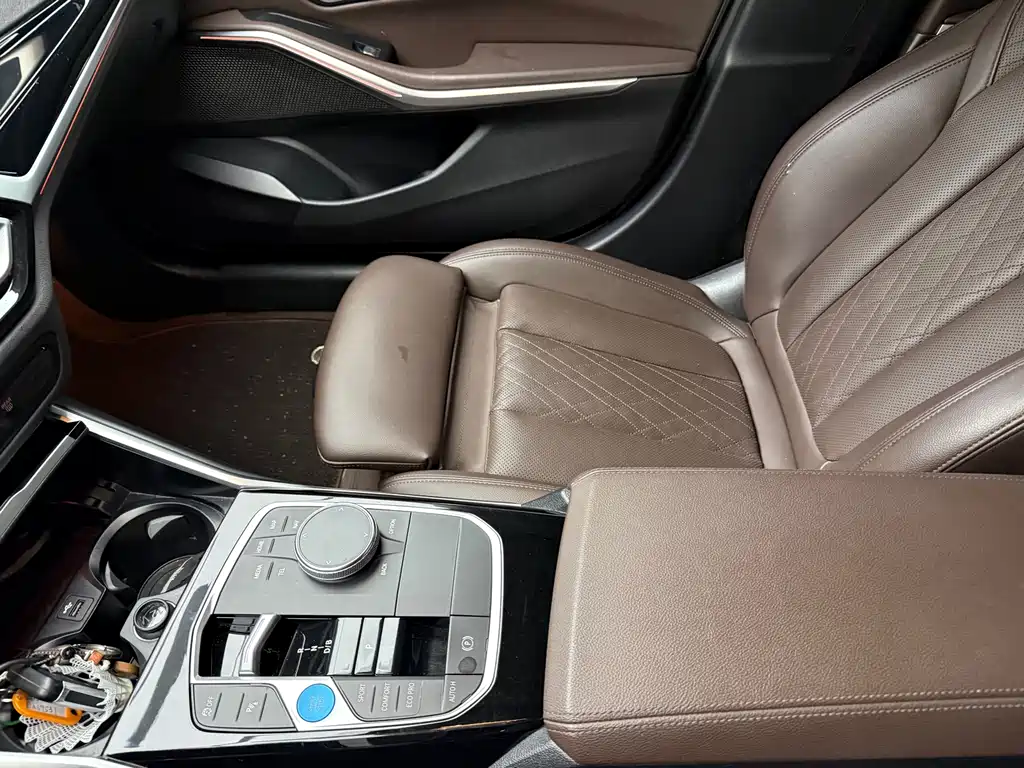 BMW i3 — миниатюра 9