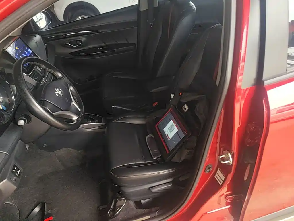 Toyota Yaris L — миниатюра 15