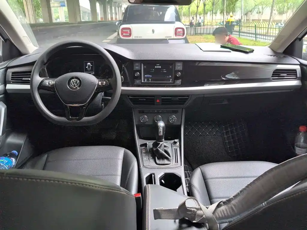 Volkswagen Lavida — миниатюра 10