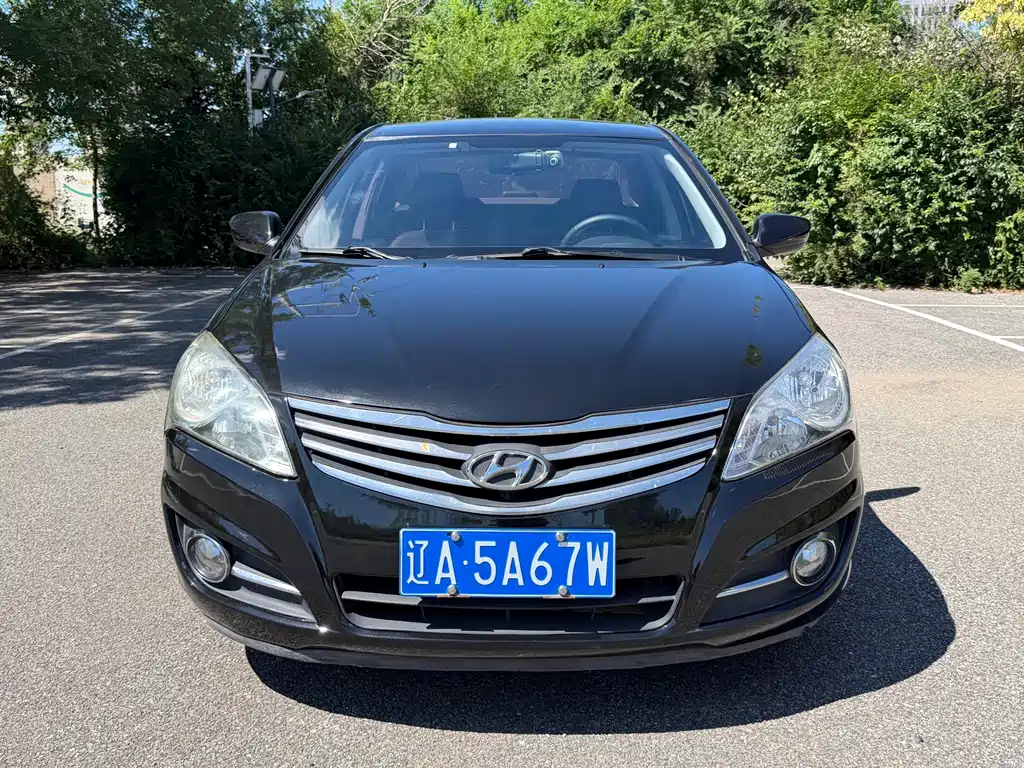 Hyundai Elantra — миниатюра 2