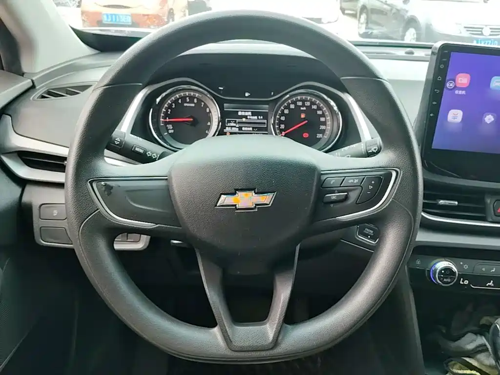 Chevrolet Volando — миниатюра 11