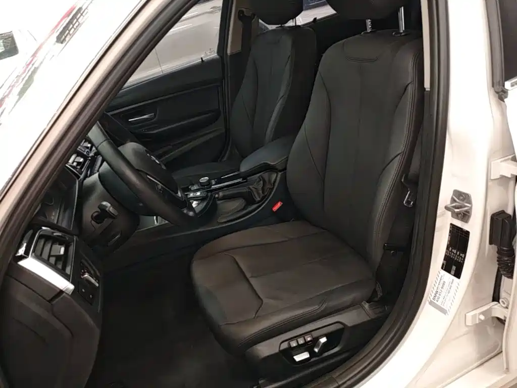 BMW 3 Series — миниатюра 15