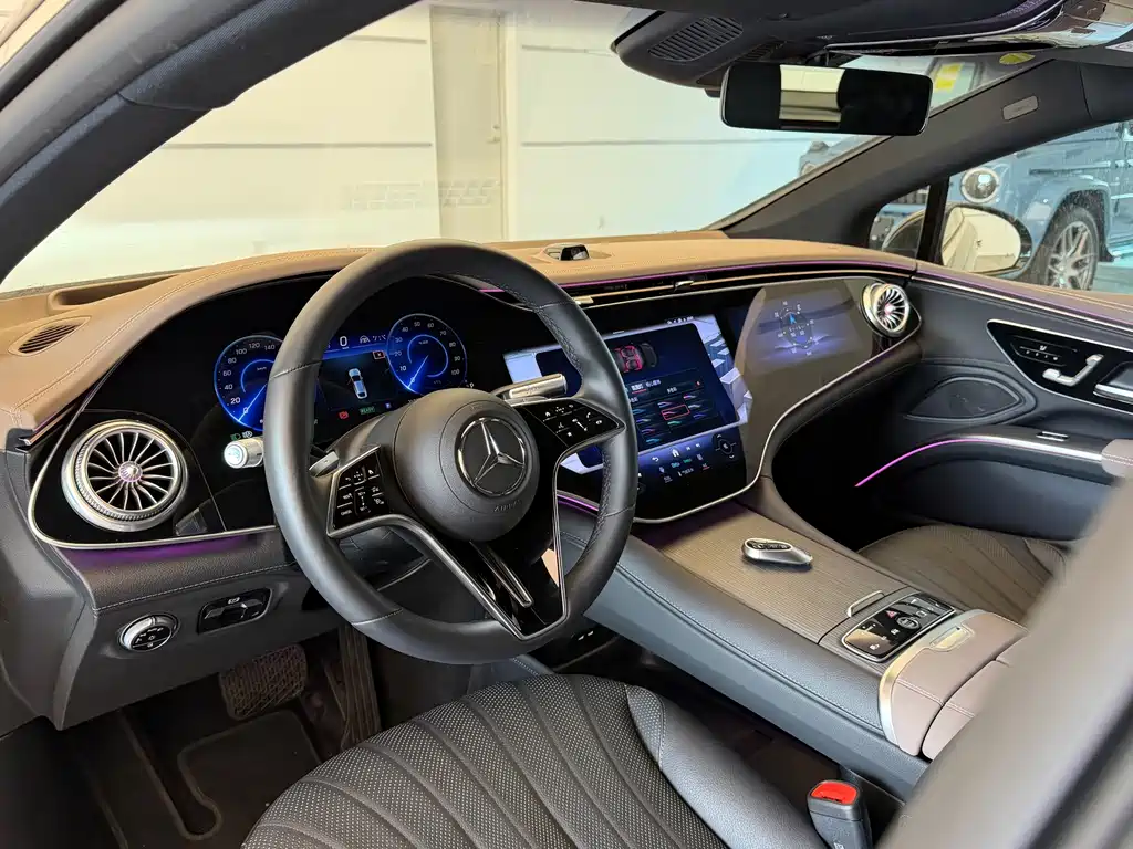Mercedes-Benz EQS — миниатюра 13