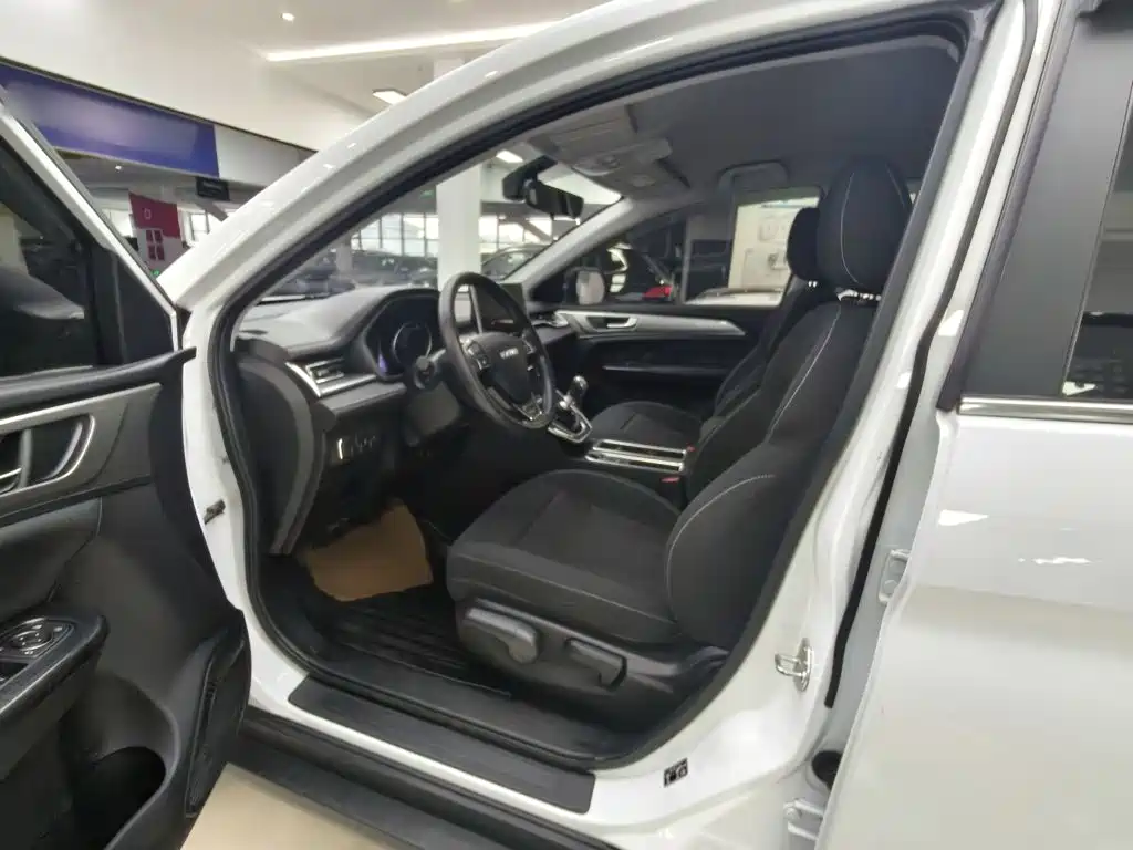 Haval M6 — миниатюра 11