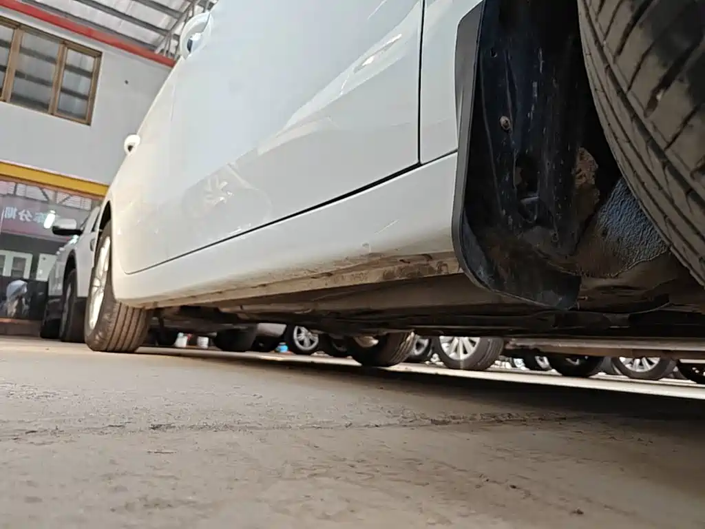 Roewe i5 — миниатюра 21