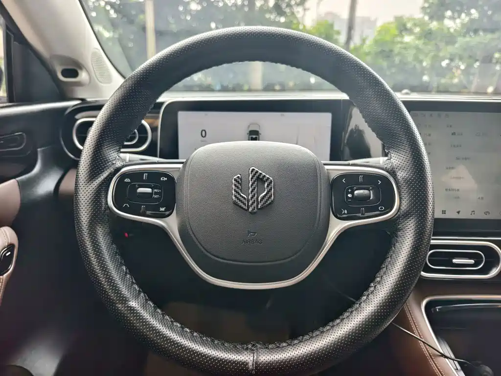 Leapmotor Leapmotor C11 — миниатюра 10