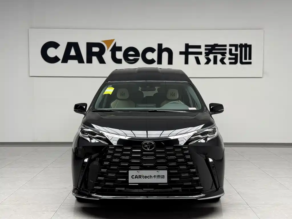 Toyota Sienna — миниатюра 7
