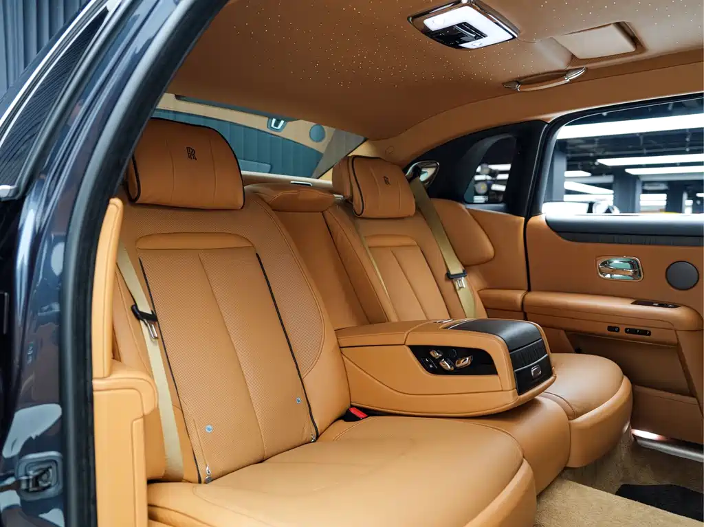 Rolls-Royce Ghost — миниатюра 16
