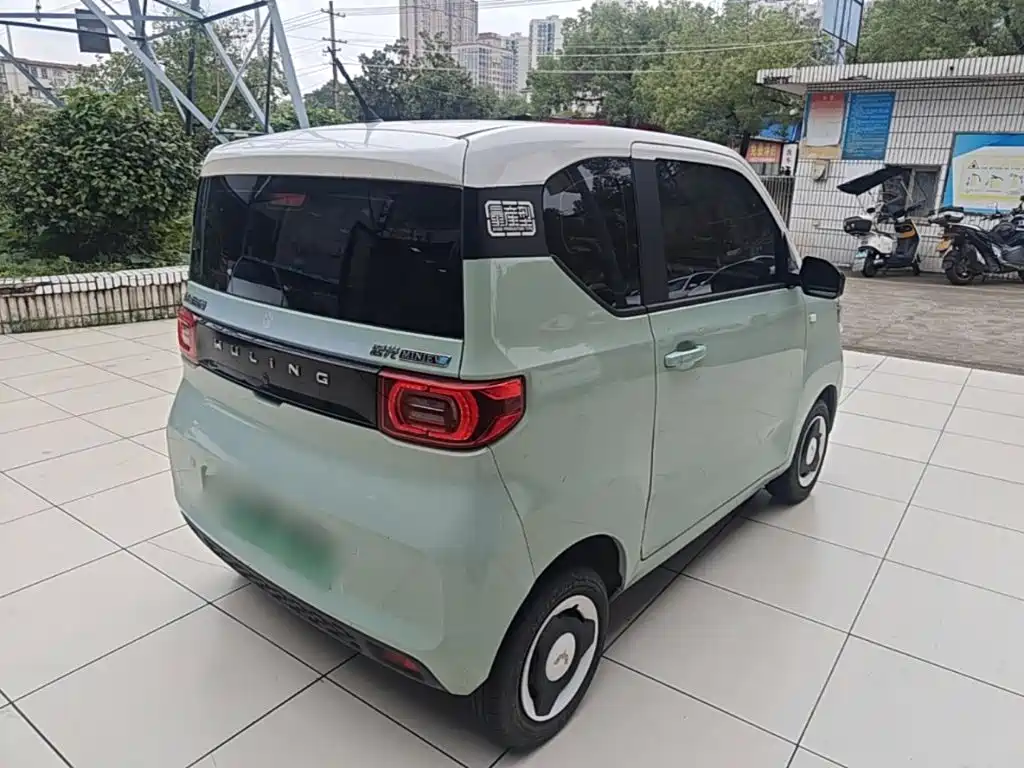 Wuling MINIEV — миниатюра 7