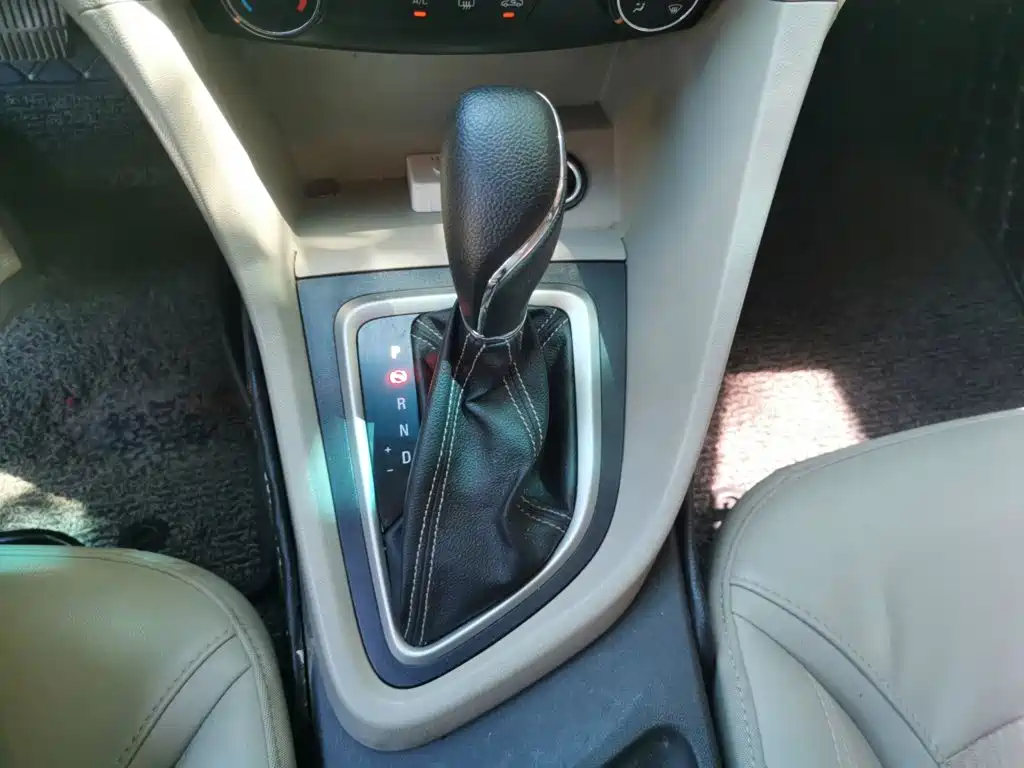 Buick Excelle — миниатюра 10