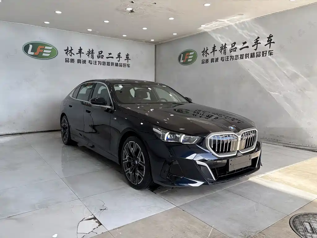 BMW 5 Series 5 2025 530Li Premium M Sport