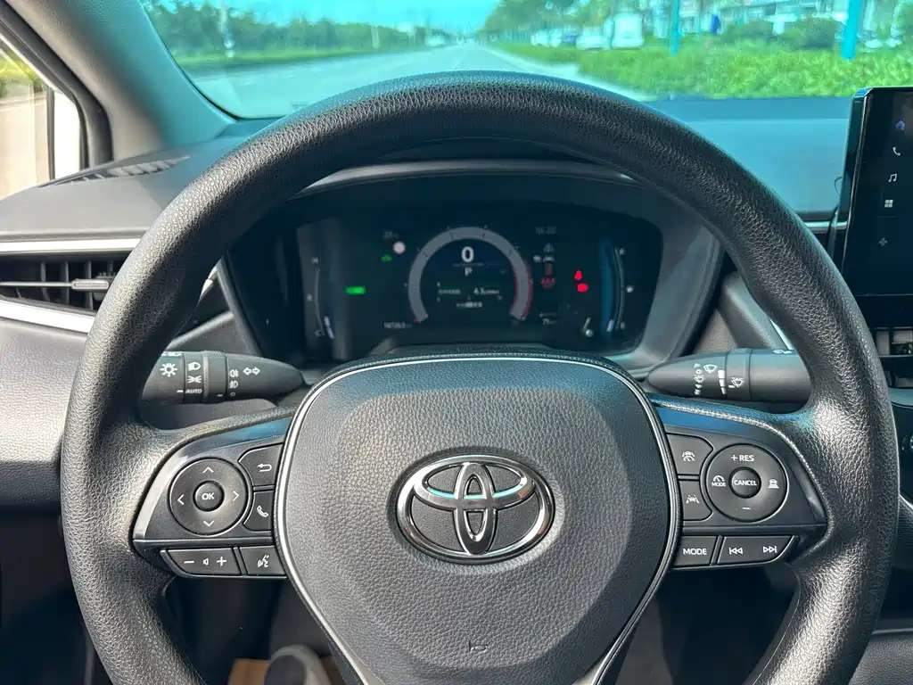 Toyota Corolla — миниатюра 9