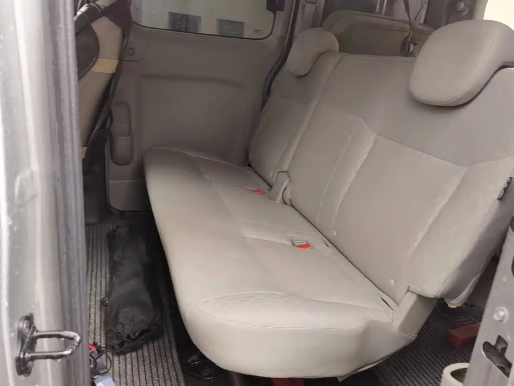 Nissan NV200 — миниатюра 13
