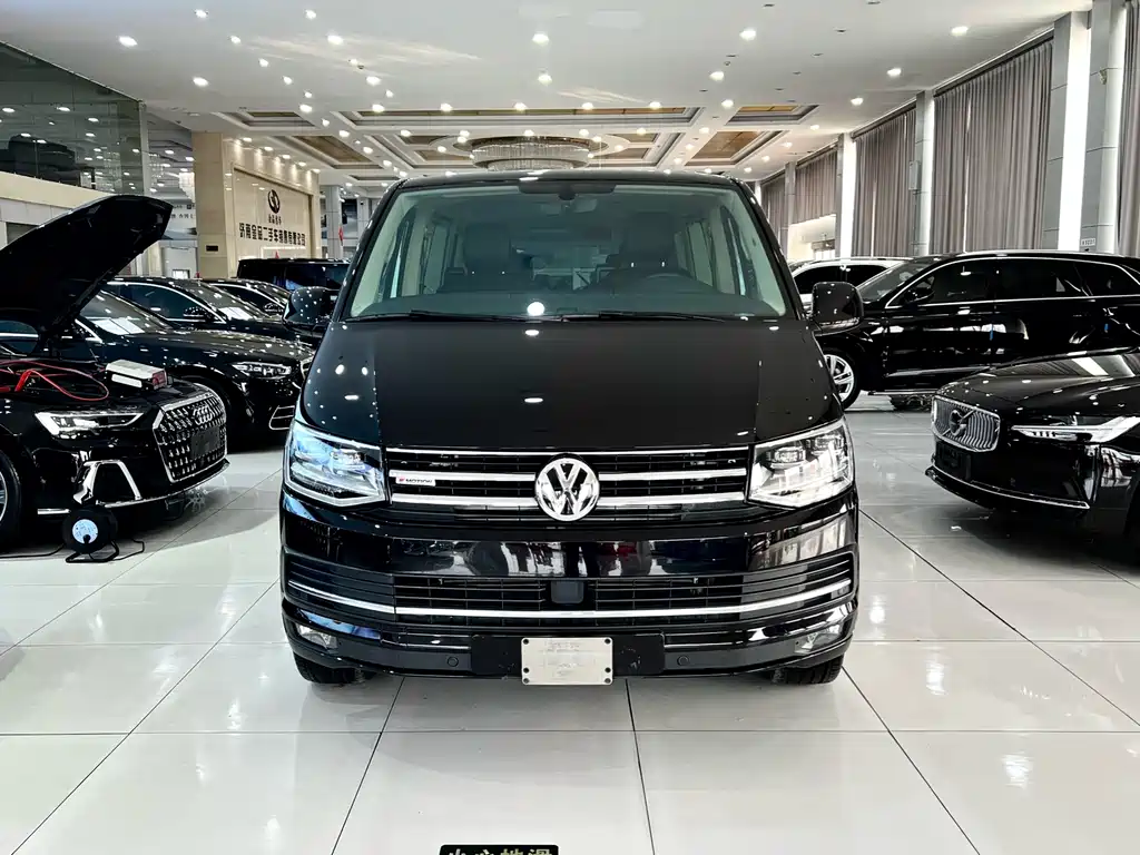 Volkswagen Multivan — миниатюра 3