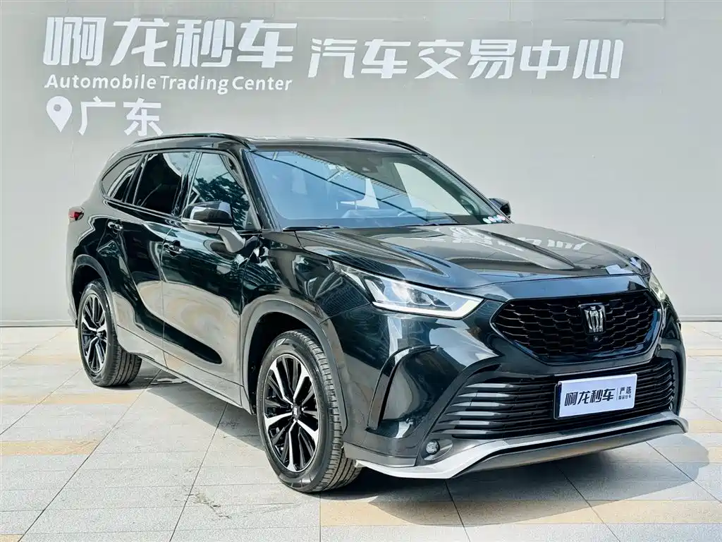 Toyota Crown Kluger 2022 2.0T