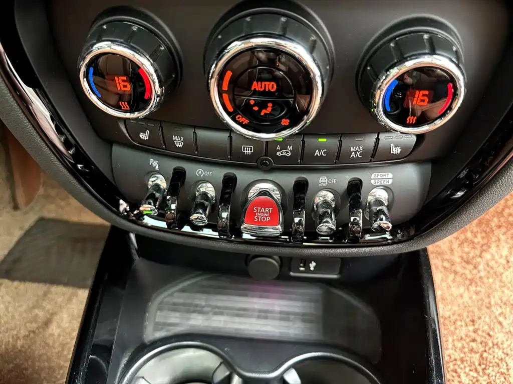 MINI Mini Clubman — миниатюра 12