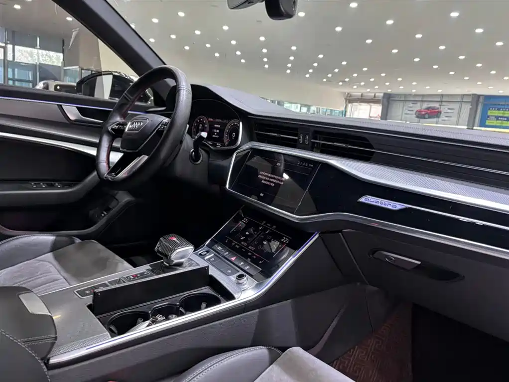 Audi A6L 2020 45 TFSI quattro