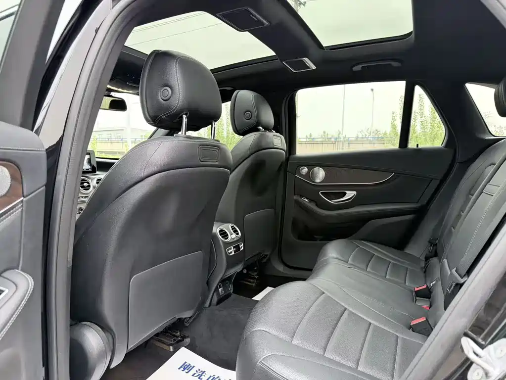 Mercedes-Benz GLC 2019 GLC 300 L 4MATIC