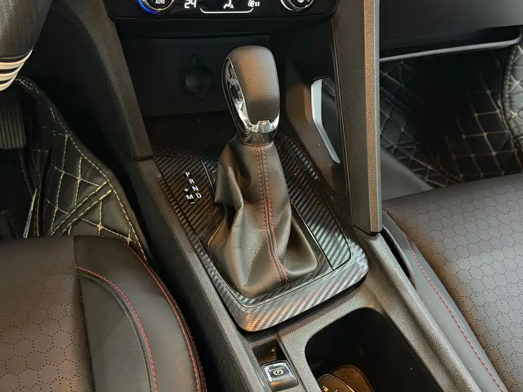 Chevrolet Volando — миниатюра 14
