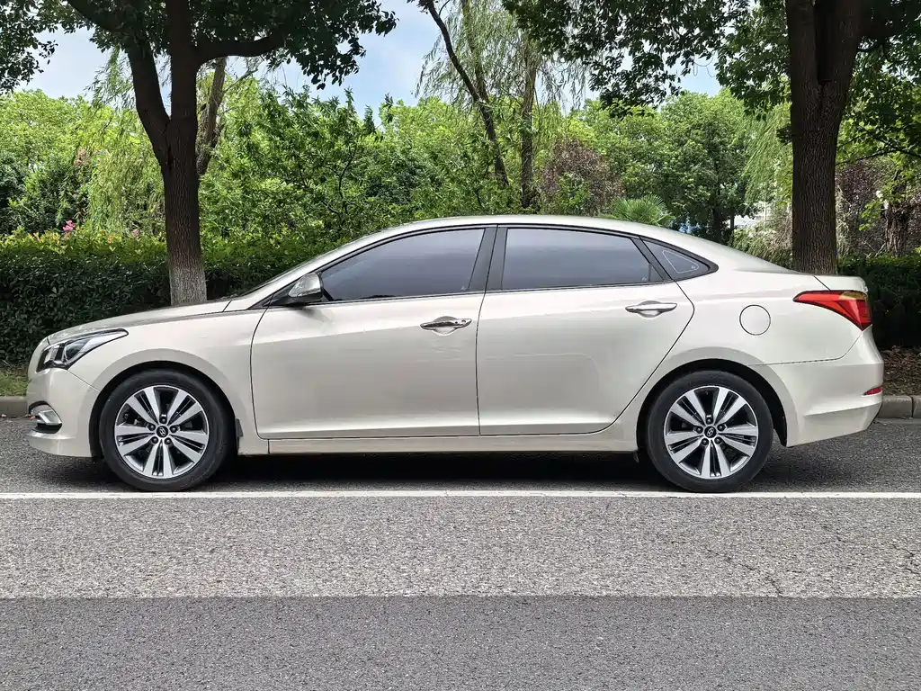 Hyundai Mistra — миниатюра 2
