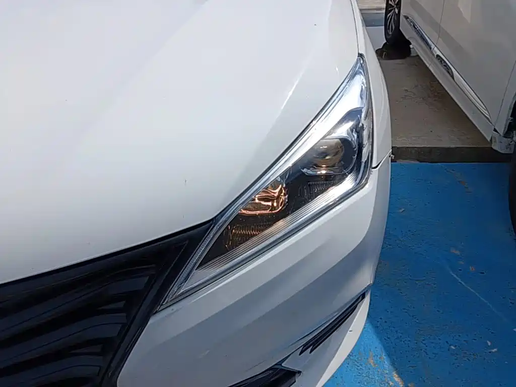 Changan Eado DT — миниатюра 24