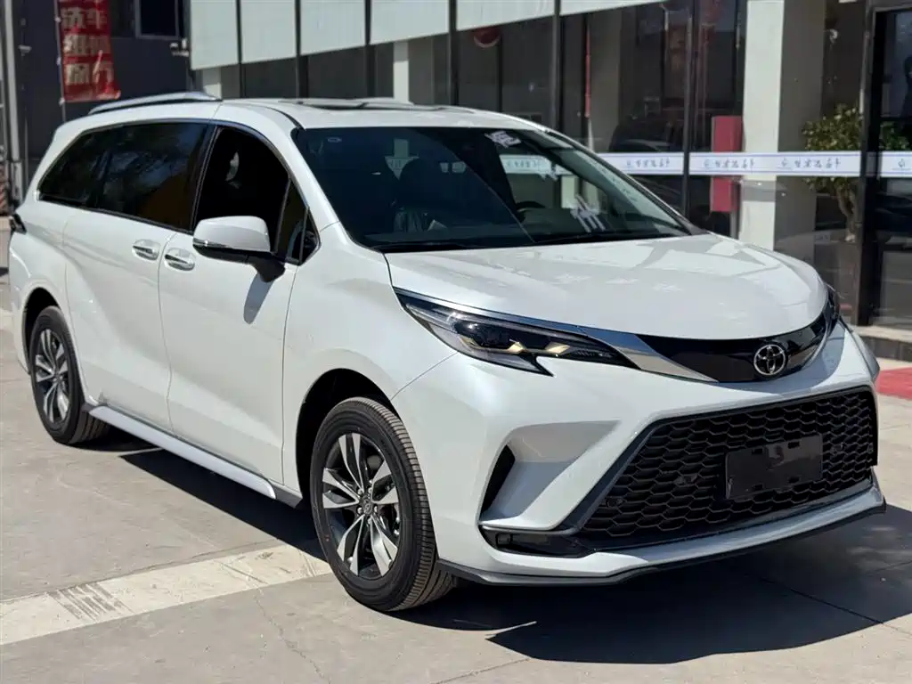 Toyota Granvia 2026 2.5L Luxury