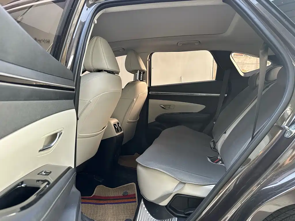 Hyundai Tucson — миниатюра 18