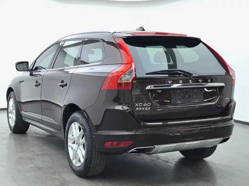 Volvo XC60 2017 T5