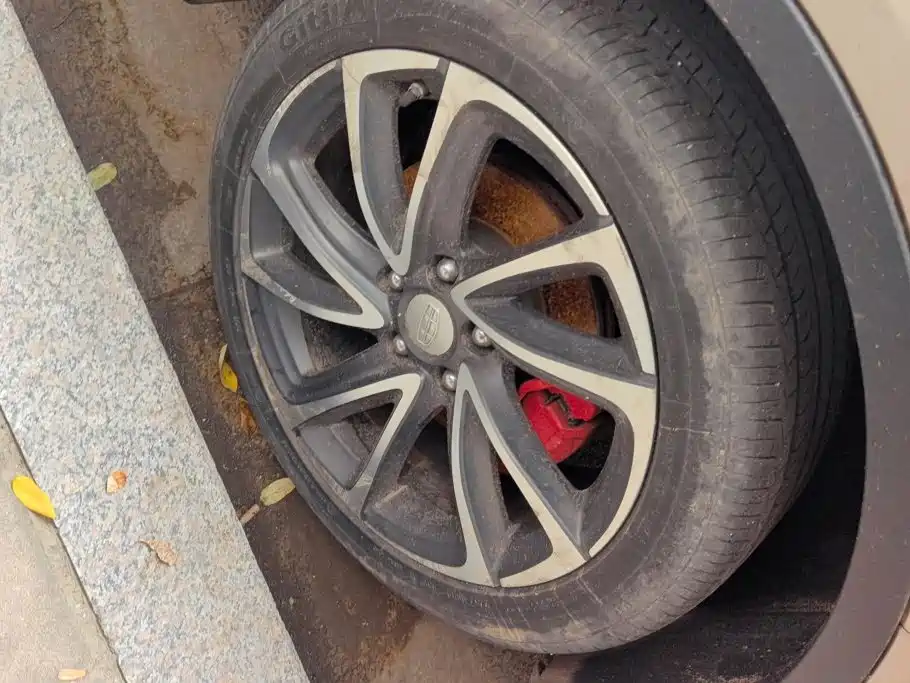 Geely Emgrand GS — миниатюра 6