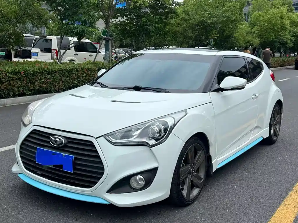 Hyundai Veloster 2012