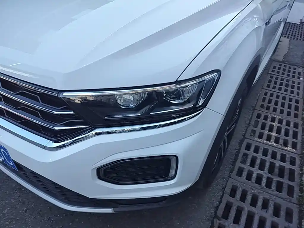 Volkswagen T-Roc — миниатюра 24