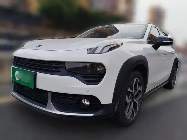 Lynk & Co 02