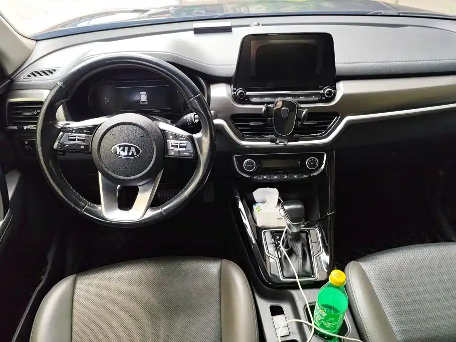 Kia Sportage — миниатюра 12