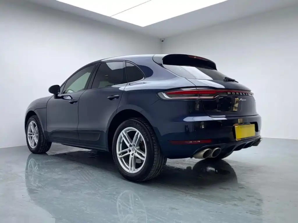 Porsche Macan — миниатюра 4
