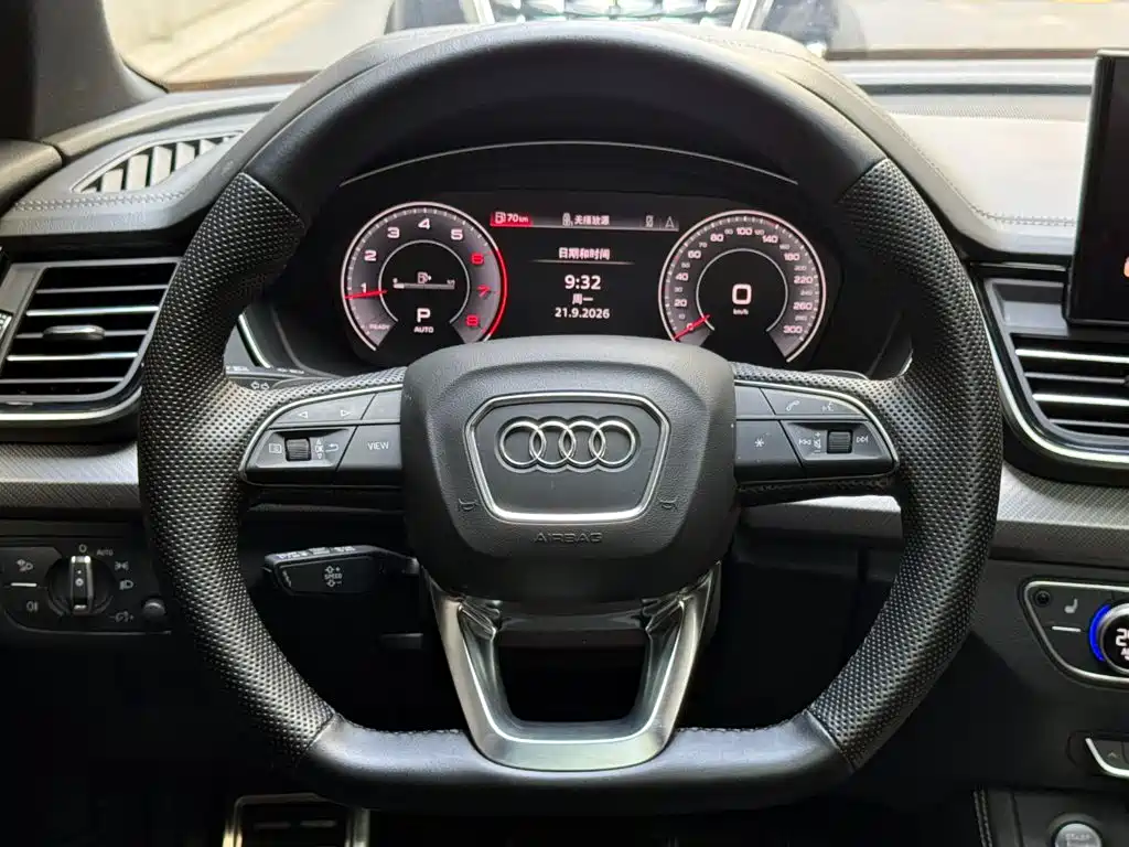 Audi Q5L — миниатюра 12