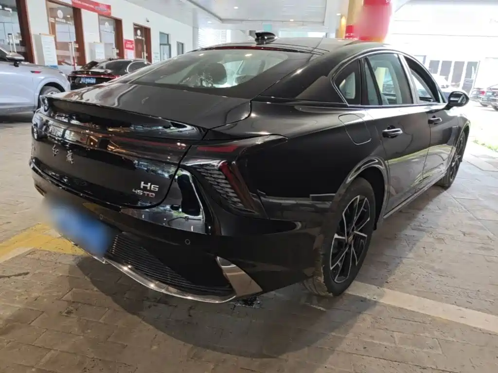 Hongqi H6 2024 2.0T