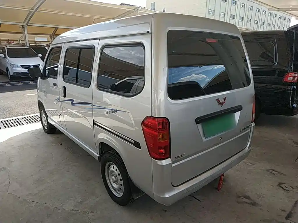Wuling Zhiguang — миниатюра 5