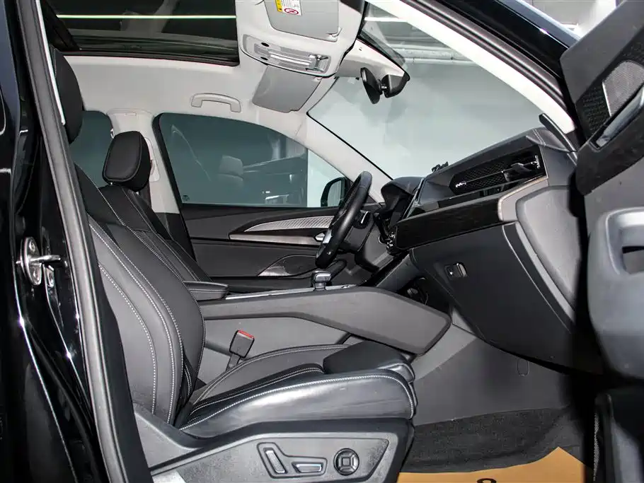 Audi Q6 — миниатюра 18