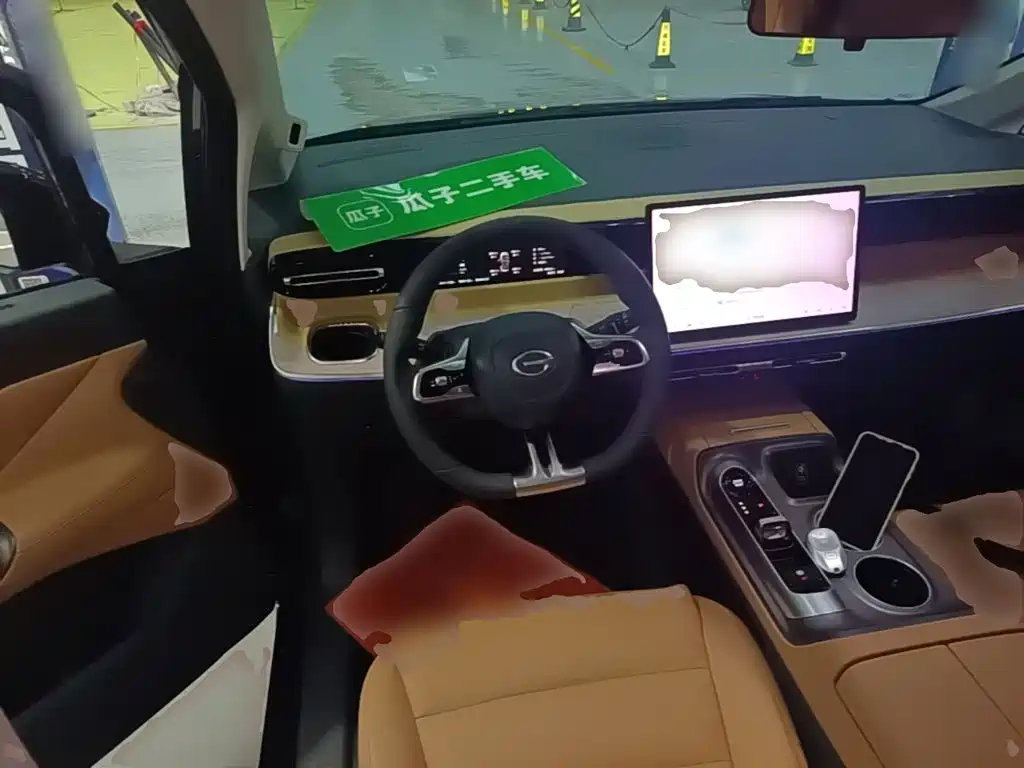 GAC Motor Trumpchi E8 PHEV — миниатюра 11