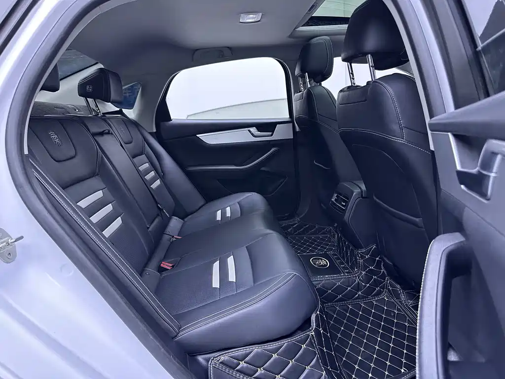 BYD Qin Pro NEV — миниатюра 13