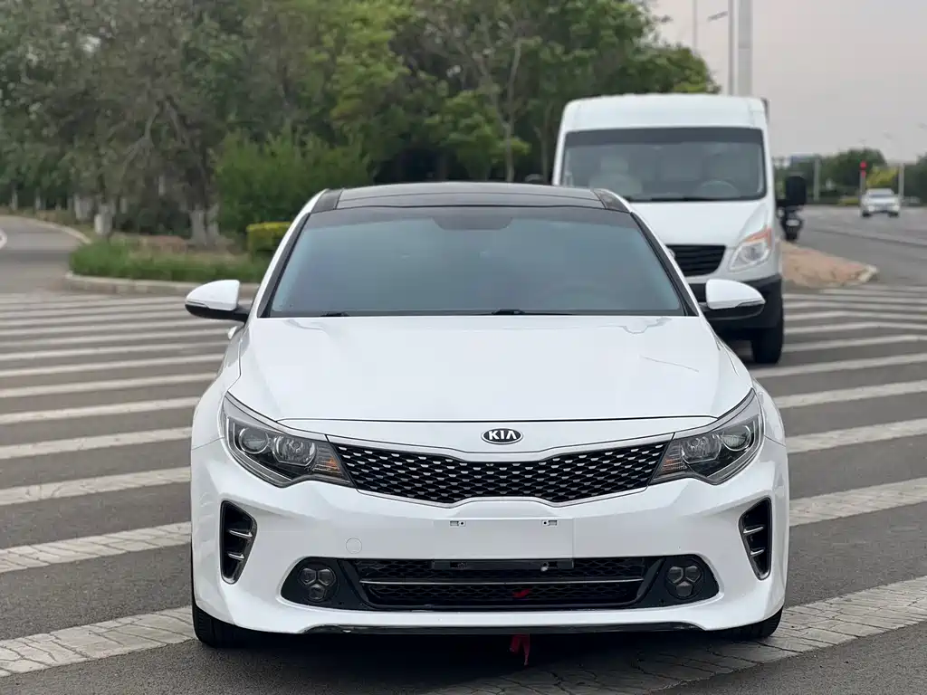 Kia K5 2016 1.6T AT LUX