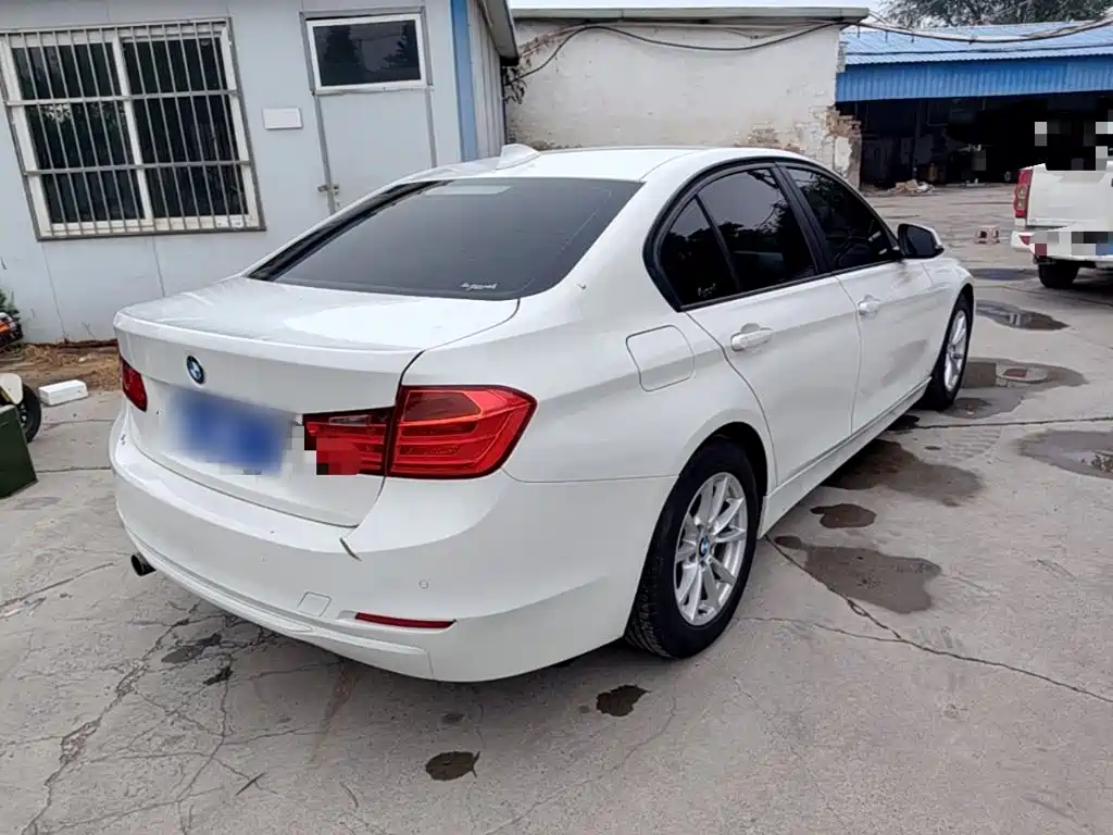 BMW 3 Series — миниатюра 7