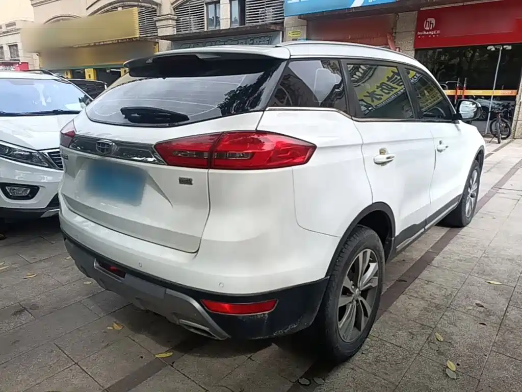 Geely Boyue — миниатюра 7