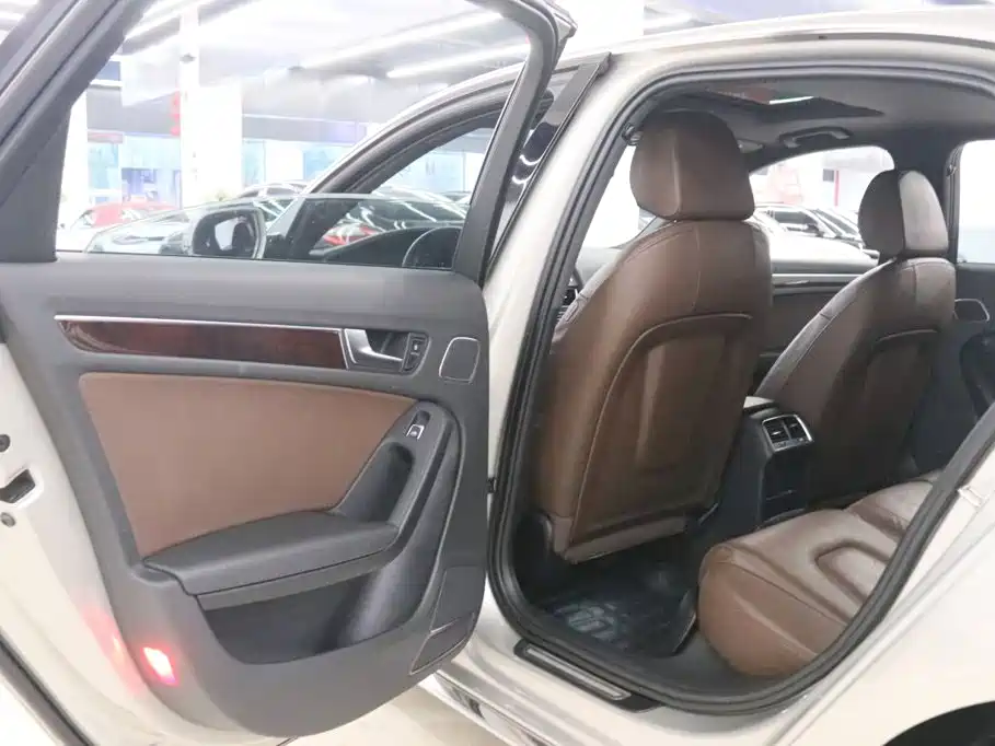 Audi A4L — миниатюра 15