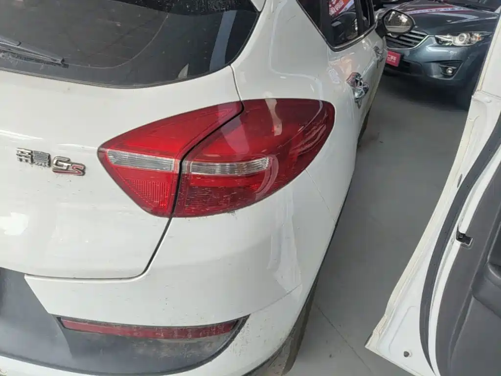 Geely Emgrand GS — миниатюра 8