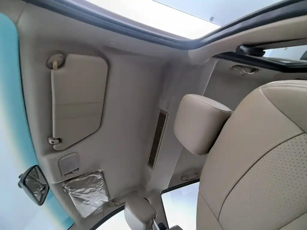 Wuling Hongguang — миниатюра 14