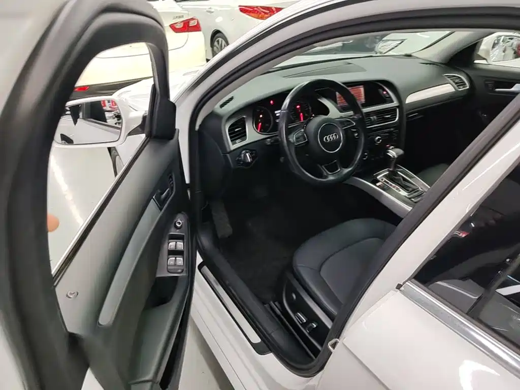 Audi A4L — миниатюра 16